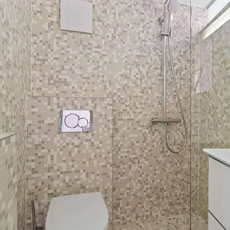 Modern 1br In Unesco Grund, Apartment