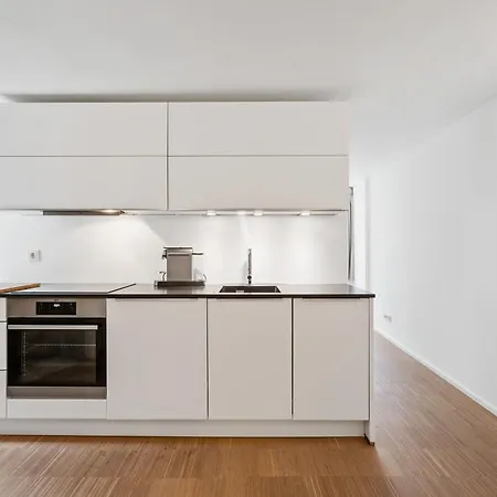 Modern 1br In Unesco Grund,