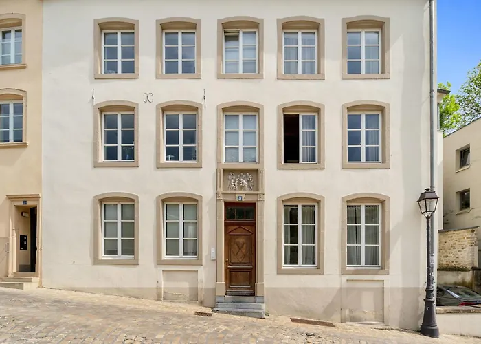 Appartement Stylish In Grund With Balcony & Views Luxemburg